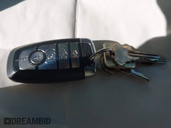 2018 Ford F-150 XL z VIN 1FTEW1EG7JFC51158, wystawiony jako IAAI lot #43347828 z przebiegiem 65 574 mil mil oraz . Historia ofert i sprzedaży dostępna na DreamBid. Obrazek 11.