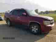 2007 Chevrolet Avalanche 2LT z VIN 3GNFK123X7G116711, wystawiony jako Copart lot #81415995 z przebiegiem 101 038 mil mil oraz Szkoda całkowita • Salvage title. Historia ofert i sprzedaży dostępna na DreamBid. Obrazek 4.