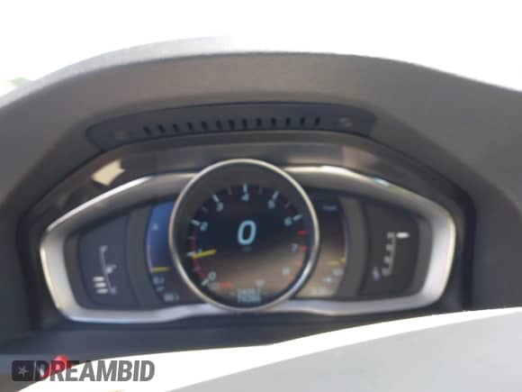 2015 Volvo S60 T5 Drive-E Premier with VIN YV126MFK9F1337917, listed as a IAAI auction lot 42518123 with 79,265 mi miles and . Bid and sale history available at DreamBid. Image 7.