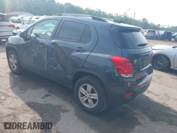 2021 Chevrolet Trax LT с VIN KL7CJPSBXMB326705, выставлен на аукционе IAAI как лот 42607079 с пробегом 69 677 миль миль и . История ставок и продаж доступна на DreamBid. Изображение 3.