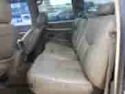 2005 GMC Sierra 1500 SLT z VIN 2GTEC13T351389897, wystawiony jako Copart lot #56167155 z przebiegiem 308 224 mil mil oraz Szkoda całkowita • Salvage title. Historia ofert i sprzedaży dostępna na DreamBid. Obrazek 10.