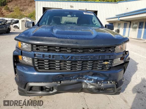 2020 Chevrolet Silverado 1500 Custom with VIN 1GCRYBEH7LZ188218, listed as a Copart auction lot 80005385 with 44,148 mi miles and Salvage title. Bid and sale history available at DreamBid. Image 5.