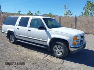 1999 Chevrolet Suburban с VIN 3GNFK16R8XG112431, выставлен на аукционе IAAI как лот 43369071 с пробегом 350 053 миль миль и . История ставок и продаж доступна на DreamBid. Изображение 1.