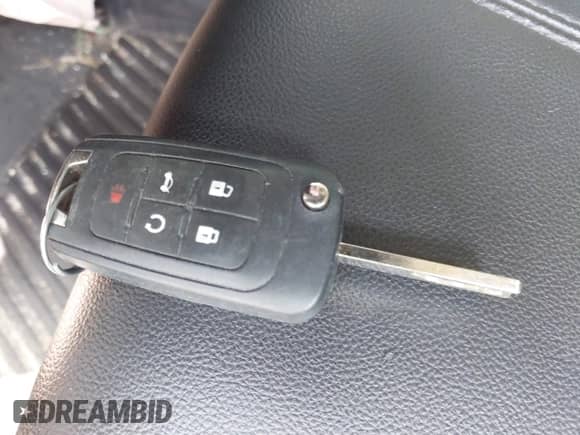 2015 Chevrolet Impala LT с VIN 2G1115SLXF9173182, выставлен на аукционе IAAI как лот 42515103 с пробегом 107 514 миль миль и . История ставок и продаж доступна на DreamBid. Изображение 11.