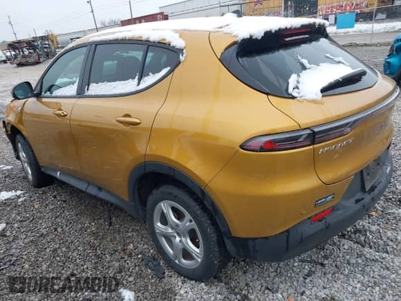 2024 Dodge Hornet GT with VIN ZACNDFAN4R3A13064, listed as a IAAI auction lot 41570863 with 34,558 mi miles and . Bid and sale history available at DreamBid. Image 3.