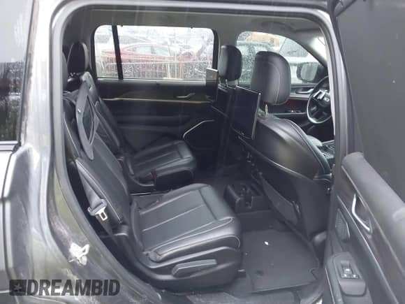 2023 Jeep Grand Cherokee Limited with VIN 1C4RJKBG6P8887304, listed as a IAAI auction lot 43048459 with 39,472 mi miles and . Bid and sale history available at DreamBid. Image 8.