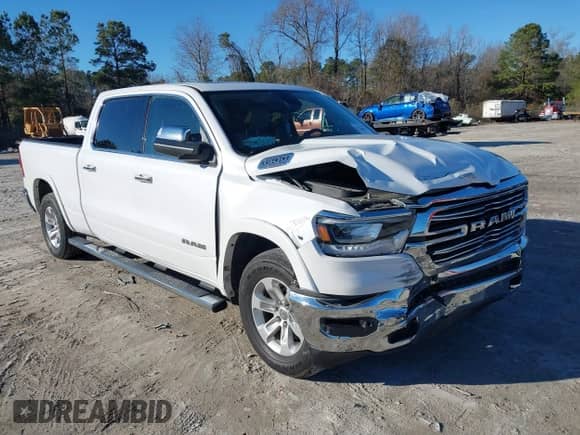 2020 Ram 1500 Laramie with VIN 1C6SRFRT3LN231617, listed as a IAAI auction lot 41280899 with 38,843 mi miles and . Bid and sale history available at DreamBid. Image 17.