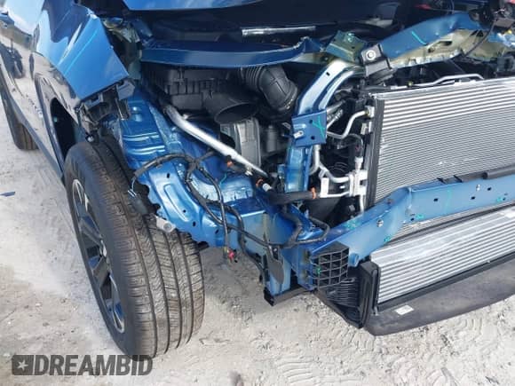 2026 Chevrolet Equinox FWD LT с VIN 3GNAXHEG4TL119544, выставлен на аукционе IAAI как лот 42697646 с пробегом 145 миль миль и . История ставок и продаж доступна на DreamBid. Изображение 18.