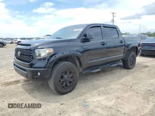 2020 Toyota Tundra SR5 with VIN 5TFEY5F15LX256951, listed as a Copart auction lot 68098485 with 115,098 mi miles and Clean title. Bid and sale history available at DreamBid. Image 1.