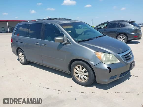 2008 Honda Odyssey EX z VIN 5FNRL38468B408765, wystawiony jako IAAI lot #43200589 z przebiegiem 239 783 mil mil oraz . Historia ofert i sprzedaży dostępna na DreamBid. Obrazek 1.