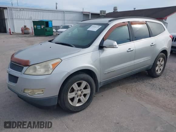 2009 Chevrolet Traverse 2LT с VIN 1GNER23D19S139374, выставлен на аукционе IAAI как лот 43232273 с пробегом 158 938 миль миль и . История ставок и продаж доступна на DreamBid. Изображение 2.