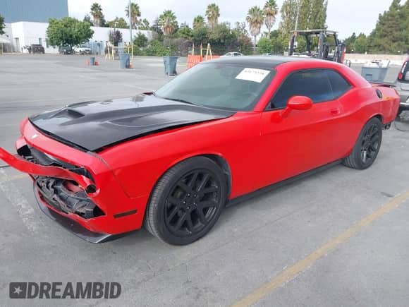 2010 Dodge Challenger SE с VIN 2B3CJ4DV3AH103886, выставлен на аукционе IAAI как лот 43175238 с пробегом 135 555 миль миль и . История ставок и продаж доступна на DreamBid. Изображение 2.