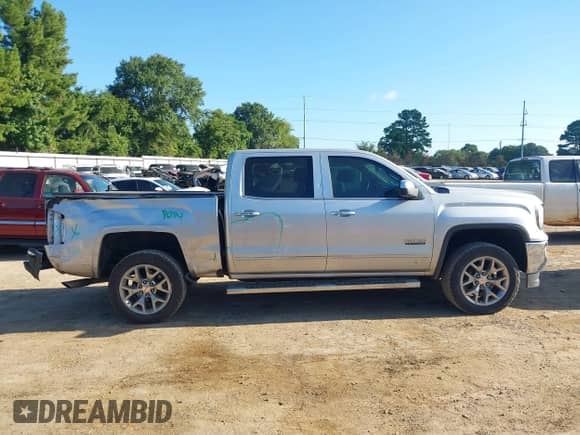 2018 GMC Sierra 1500 SLT z VIN 3GTP1NEC9JG646016, wystawiony jako IAAI lot #42769294 z przebiegiem 151 719 mil mil oraz . Historia ofert i sprzedaży dostępna na DreamBid. Obrazek 6.