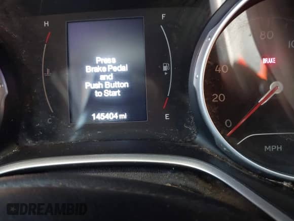 2019 Jeep Compass Altitude z VIN 3C4NJCBB1KT612989, wystawiony jako IAAI lot #41330536 z przebiegiem 145 404 mil mil oraz . Historia ofert i sprzedaży dostępna na DreamBid. Obrazek 7.
