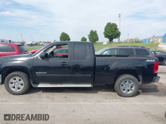 2012 GMC Sierra 1500 SLT with VIN 1GTR2WE76CZ105491, listed as a IAAI auction lot 43345029 with 178,363 mi miles and . Bid and sale history available at DreamBid. Image 14.