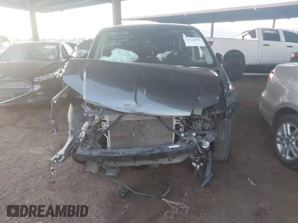 2019 Dodge Grand Caravan SE with VIN 2C4RDGBG2KR530803, listed as a IAAI auction lot 43348558 with 136,815 mi miles and . Bid and sale history available at DreamBid. Image 11.