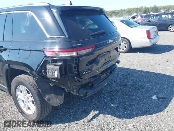 2023 Jeep Grand Cherokee Laredo with VIN 1C4RJHAG4PC528325, listed as a IAAI auction lot 43183978 with 45,945 mi miles and . Bid and sale history available at DreamBid. Image 6.