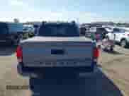 2019 Toyota Tacoma SR с VIN 3TMCZ5AN2KM282555, выставлен на аукционе IAAI как лот 43535063 с пробегом 83 373 миль миль и . История ставок и продаж доступна на DreamBid. Изображение 16.