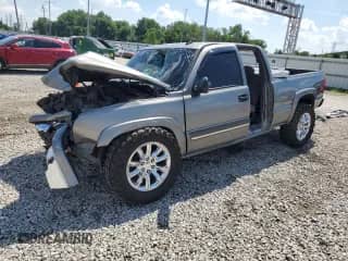 2006 Chevrolet Silverado 1500 LT3 z VIN 1GCEK19Z66Z154398, wystawiony jako Copart lot #64582785 z przebiegiem 215 924 mil mil oraz Szkoda całkowita • Salvage title. Historia ofert i sprzedaży dostępna na DreamBid. Obrazek 1.
