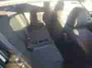 2013 Hyundai Veloster w/Gray Int z VIN KMHTC6AD9DU118115, wystawiony jako Copart lot #90233175 z przebiegiem 143 028 mil mil oraz Czysty tytuł • Clean title. Historia ofert i sprzedaży dostępna na DreamBid. Obrazek 10.