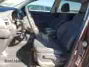 2019 Kia Sorento LX с VIN 5XYPG4A32KG565874, выставлен на аукционе Copart как лот 85915975 с пробегом 180 513 миль миль и Списание • Salvage title. История ставок и продаж доступна на DreamBid. Изображение 7.