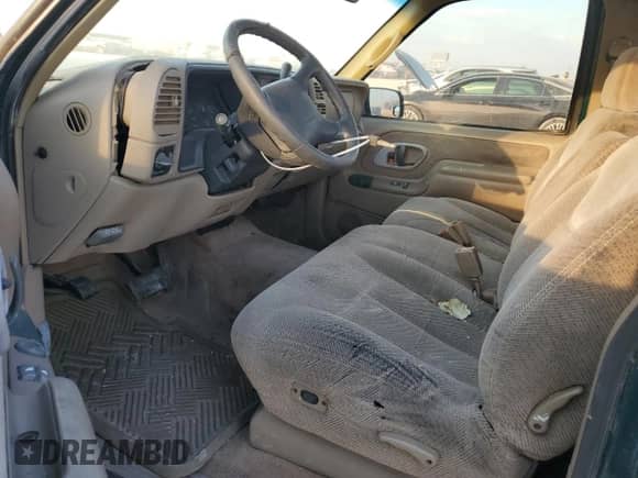 1997 GMC Sierra 1500 z VIN 2GTEC19R8V1549994, wystawiony jako Copart lot #81580884 z przebiegiem 274 282 mil mil oraz Szkoda całkowita • Salvage title. Historia ofert i sprzedaży dostępna na DreamBid. Obrazek 7.