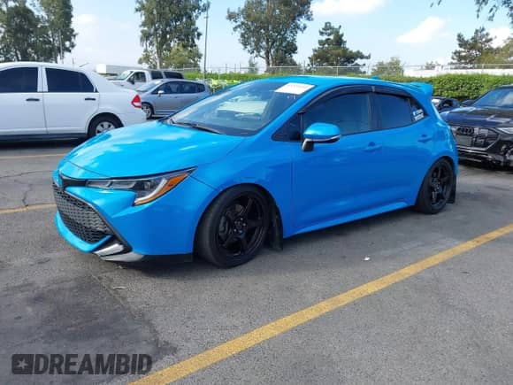 2019 Toyota Corolla SE with VIN JTNK4RBEXK3038200, listed as a IAAI auction lot 43325159 with 59,774 mi miles and . Bid and sale history available at DreamBid. Image 2.