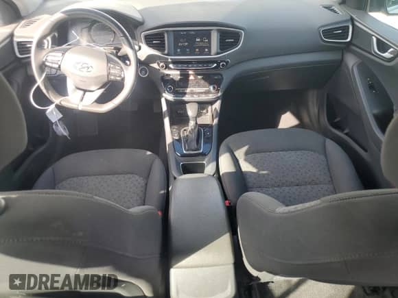 2019 Hyundai Ioniq SEL с VIN KMHC75LC7KU111308, выставлен на аукционе Copart как лот 83833025 с пробегом 125 580 миль миль и Чистый • Clean title. История ставок и продаж доступна на DreamBid. Изображение 8.