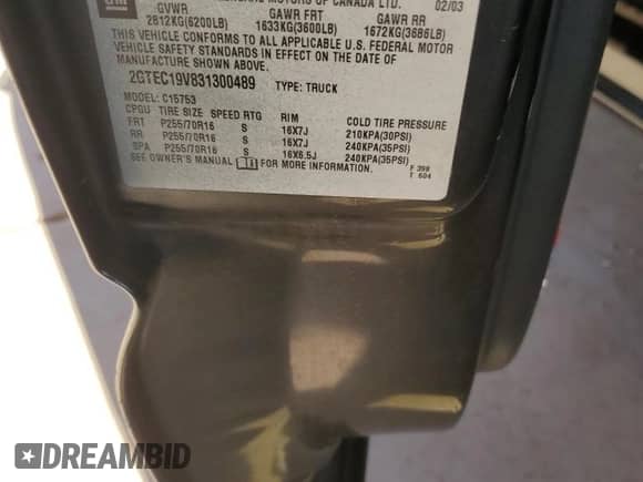 2003 GMC Sierra 1500 SLE z VIN 2GTEC19V831300489, wystawiony jako Copart lot #82320705 z przebiegiem 146 528 mil mil oraz Szkoda całkowita • Salvage title. Historia ofert i sprzedaży dostępna na DreamBid. Obrazek 12.