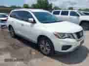 2018 Nissan Pathfinder SL с VIN 5N1DR2MM7JC625099, выставлен на аукционе IAAI как лот 42829291 с пробегом 168 209 миль миль и . История ставок и продаж доступна на DreamBid. Изображение 1.