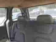 2000 Dodge Caravan z VIN 2B4FP25B8YR855121, wystawiony jako IAAI lot #42560942 z przebiegiem 178 461 mil mil oraz . Historia ofert i sprzedaży dostępna na DreamBid. Obrazek 8.