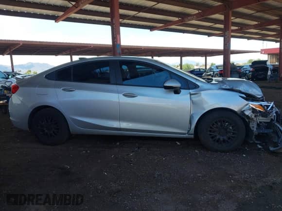 2017 Chevrolet Cruze LS with VIN 1G1BC5SM3H7249904, listed as a IAAI auction lot 43095568 with 45,822 mi miles and . Bid and sale history available at DreamBid. Image 13.