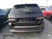 2018 Jeep Grand Cherokee Overland z VIN 1C4RJFCG7JC203502, wystawiony jako Copart lot #67731494 z przebiegiem 149 185 mil mil oraz Czysty tytuł • Clean title. Historia ofert i sprzedaży dostępna na DreamBid. Obrazek 6.