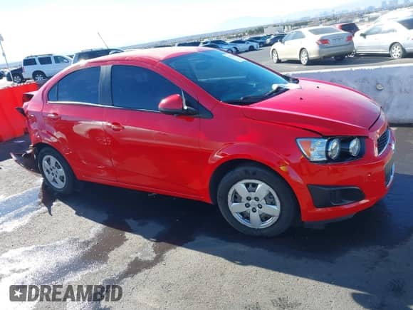 2015 Chevrolet Sonic LS с VIN 1G1JA5SH2F4139817, выставлен на аукционе IAAI как лот 41338950 с пробегом 71 491 миль миль и . История ставок и продаж доступна на DreamBid. Изображение 13.