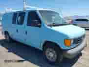 2005 Ford Econoline Cargo z VIN 1FTRE14W65HA61455, wystawiony jako IAAI lot #42608448 z przebiegiem 116 244 mil mil oraz . Historia ofert i sprzedaży dostępna na DreamBid. Obrazek 1.