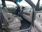 2010 Honda Pilot Touring with VIN 5FNYF3H9XAB008986, listed as a IAAI auction lot 42488828 with 126,662 mi miles and . Bid and sale history available at DreamBid. Image 5.