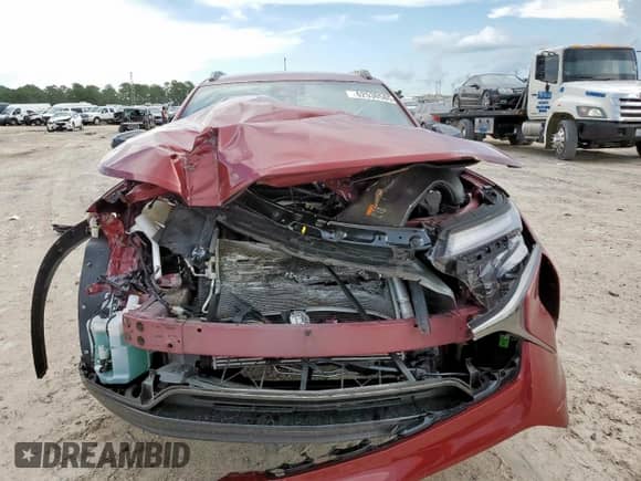 2025 Chevrolet Trax 2RS z VIN KL77LJEP9SC026161, wystawiony jako Copart lot #62530585 z przebiegiem 31 633 mil mil oraz Szkoda całkowita • Salvage title. Historia ofert i sprzedaży dostępna na DreamBid. Obrazek 5.