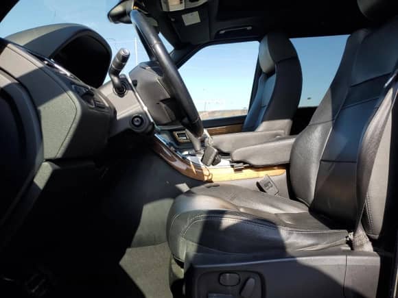 2012 Land Rover Range Rover Sport HSE z VIN SALSF2D42CA754041, wystawiony jako Copart lot #63872025 z przebiegiem 88 858 mil mil oraz Szkoda całkowita • Salvage title. Historia ofert i sprzedaży dostępna na DreamBid. Obrazek 7.