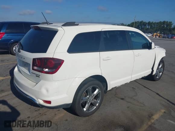 2017 Dodge Journey Crossroad Plus с VIN 3C4PDCGG9HT572237, выставлен на аукционе IAAI как лот 42825833 с пробегом 125 693 миль миль и . История ставок и продаж доступна на DreamBid. Изображение 4.