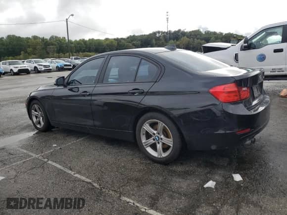 2013 BMW 3 Series 328i z VIN WBA3A5G59DNP19570, wystawiony jako Copart lot #82305735 z przebiegiem 78 562 mil mil oraz Szkoda całkowita • Salvage title. Historia ofert i sprzedaży dostępna na DreamBid. Obrazek 2.