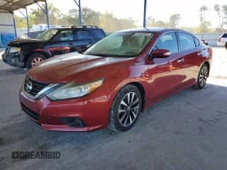 2016 Nissan Altima SR z VIN 1N4AL3AP8GC197670, wystawiony jako Copart lot #82434905 z przebiegiem 70 672 mil mil oraz Szkoda całkowita • Salvage title. Historia ofert i sprzedaży dostępna na DreamBid. Obrazek 1.