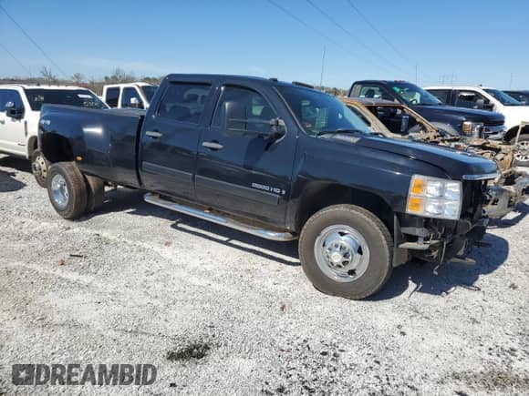 2008 Chevrolet Silverado 3500HD DRW LTZ с VIN 1GCJK33658F111202, выставлен на аукционе Copart как лот 48183765 с пробегом 124 859 миль миль и Списание • Salvage title. История ставок и продаж доступна на DreamBid. Изображение 4.