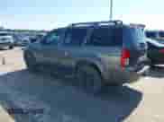 2005 Nissan Pathfinder SE z VIN 5N1AR18U75C716208, wystawiony jako IAAI lot #42449063 z przebiegiem 166 108 mil mil oraz . Historia ofert i sprzedaży dostępna na DreamBid. Obrazek 3.