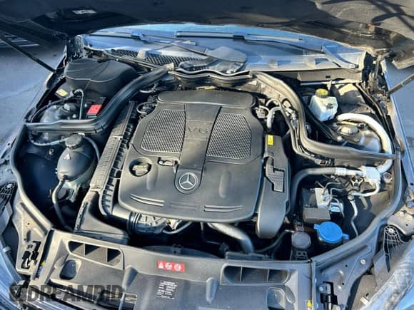 2013 Mercedes-Benz C 300 Sport z VIN WDDGF8AB4DR293629, wystawiony jako Copart lot #85404695 z przebiegiem 96 238 mil mil oraz Czysty tytuł • Clean title. Historia ofert i sprzedaży dostępna na DreamBid. Obrazek 7.