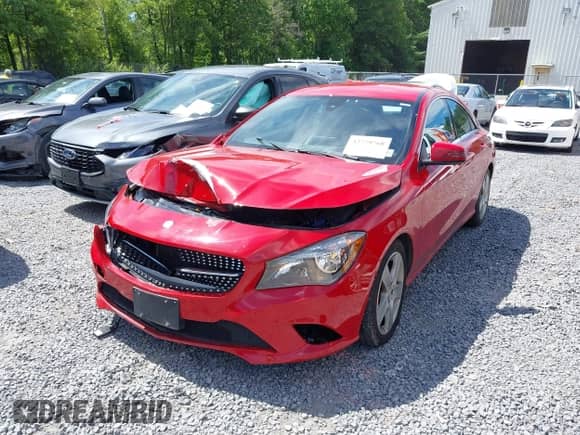 2015 Mercedes-Benz CLA 250 с VIN WDDSJ4EB8FN186962, выставлен на аукционе IAAI как лот 42779768 с пробегом 57 386 миль миль и . История ставок и продаж доступна на DreamBid. Изображение 6.