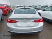 2021 Chevrolet Malibu LS z VIN 1G1ZC5ST0MF038195, wystawiony jako IAAI lot #42643730 z przebiegiem 74 247 mil mil oraz . Historia ofert i sprzedaży dostępna na DreamBid. Obrazek 16.