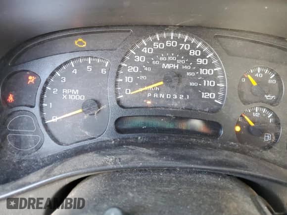 2006 Chevrolet Silverado 1500 Work Truck с VIN 3GCEC14V86G184441, выставлен на аукционе Copart как лот 49328525 с пробегом 205 021 миль миль и Списание • Salvage title. История ставок и продаж доступна на DreamBid. Изображение 9.