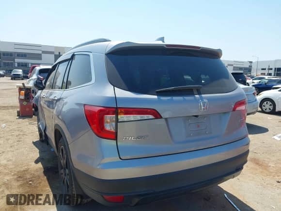 2022 Honda Pilot Special Edition with VIN 5FNYF5H2XNB034783, listed as a IAAI auction lot 43195248 with 56,028 mi miles and . Bid and sale history available at DreamBid. Image 3.