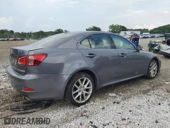 2012 Lexus IS 350 z VIN JTHCE5C26C5002334, wystawiony jako Copart lot #62225635 z przebiegiem 133 803 mil mil oraz Szkoda całkowita • Salvage title. Historia ofert i sprzedaży dostępna na DreamBid. Obrazek 3.