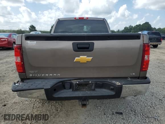 2012 Chevrolet Silverado 1500 LS z VIN 1GCRCREA5CZ251228, wystawiony jako Copart lot #64784515 z przebiegiem 236 651 mil mil oraz Szkoda całkowita • Salvage title. Historia ofert i sprzedaży dostępna na DreamBid. Obrazek 6.